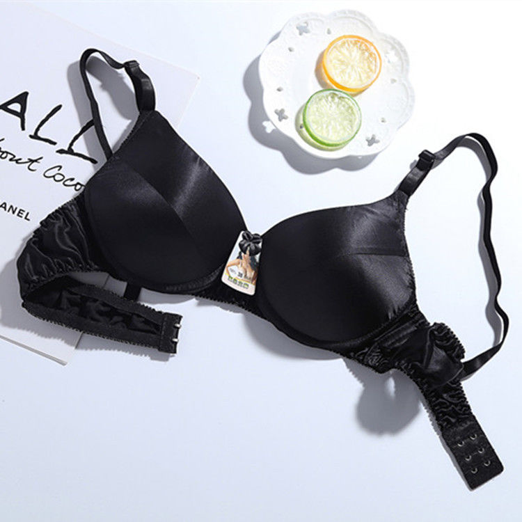 不要问女人多少岁，看她这4个部位就知道了，天!一看一个准