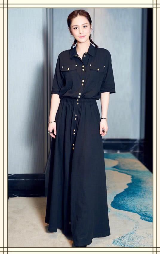 阿娇密月归来，大妈裤上身衣然美到炸，网友：爱情力量真伟大！