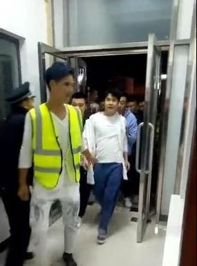 小沈阳吸毒被抓？沈春阳无奈说出事情真相，网友：谣言惹人心寒