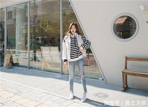 美女|时尚活力的牛仔裤美女,尽显淑女柔情,焕发摩登的时髦魅力!