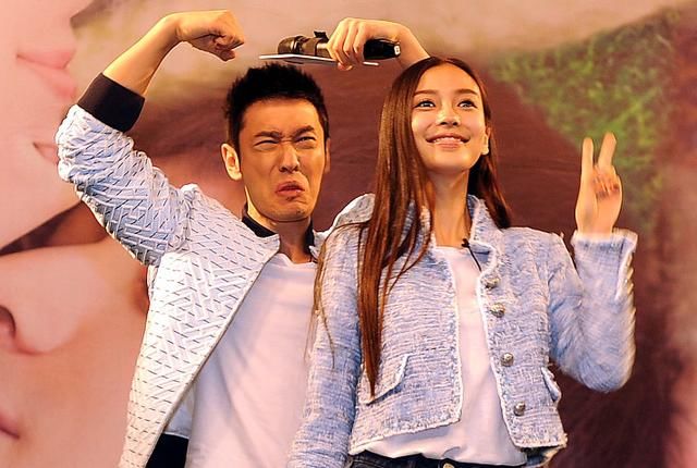 剧组贴英文请外国群演假装在国外，Angelababy躺枪被嘲是在拍假戏