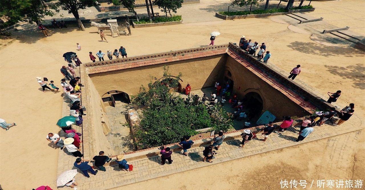 我国最神秘村庄：一个在地下，一个在1700米的悬崖上