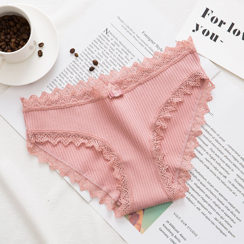 夺人心目的蕾丝丁字裤，女人都爱穿，男人看了脸都红