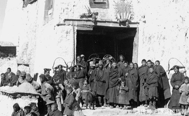 四十年代初西藏生活, 拉萨贵族江孜藏军