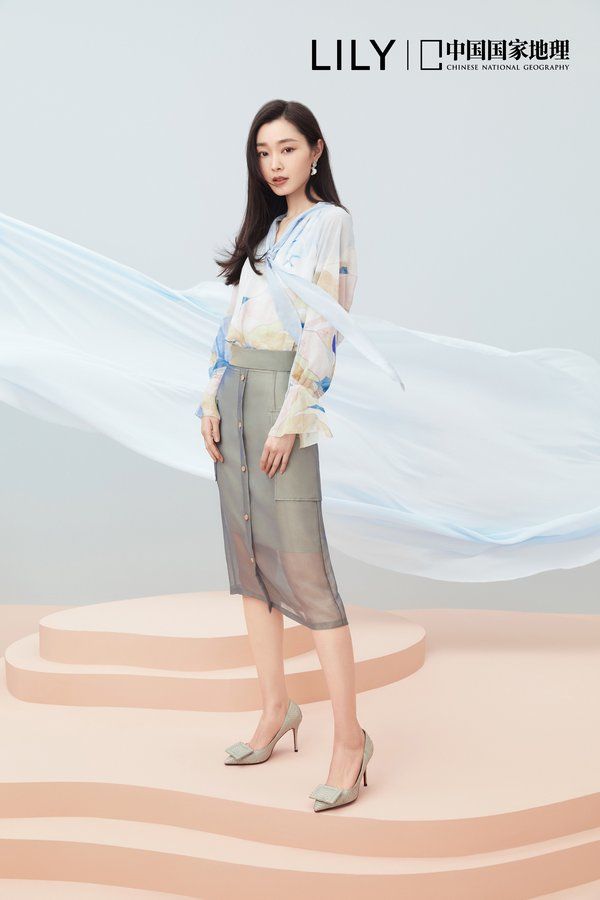  『携手』LILY商务时装携手中国国家地理推出全新合作系列 | 美通社