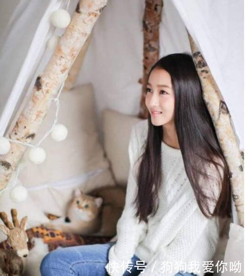 关晓彤和鹿晗从来都不是普通人,更不是随便就在一起了