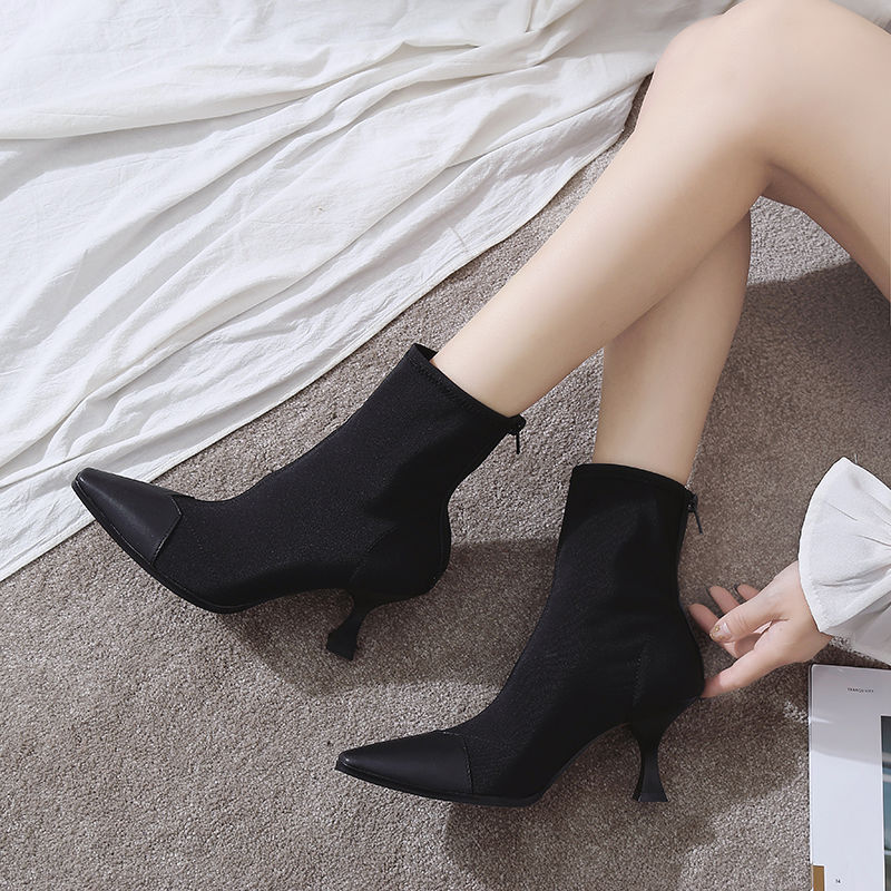 这个秋天这样穿尖头鞋，随意你搭配裙子裤子，时髦又有档次