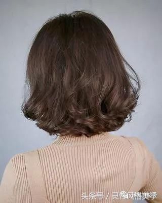 头发散下来的季节到了，你可以换款发型了，各种年龄段都有！
