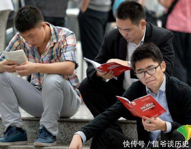 “公务员”改革基层公务员晋升有变化，这2项需要我们知道！