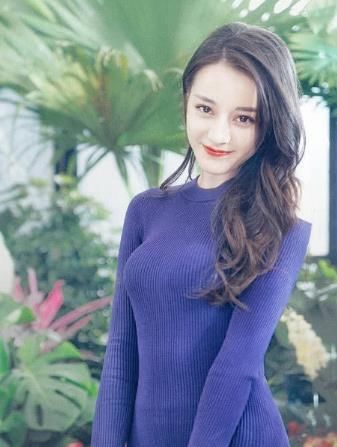  [迪丽]迪丽热巴首次尝试“超短发”，整个人瞬间变得不一样，全网不适应