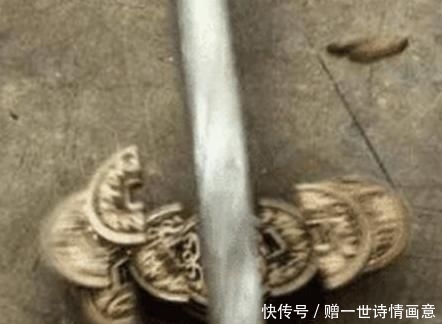  宝剑@古时候宝刀确实能保证削铁如泥吗 实际上砍得压根并不是铁