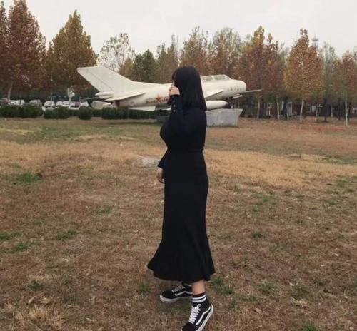  #穿搭#漂亮女生的标准身高，一半以上都超了，看你有没有拖后腿！