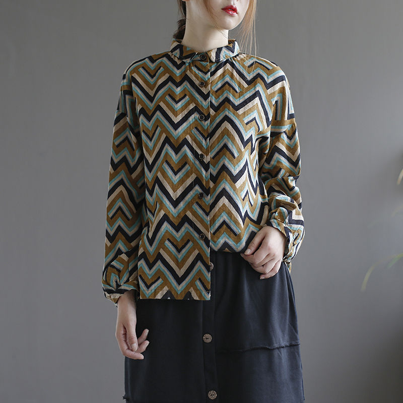 若你也是70后，秋天别穿毛衣，显气质的棉麻装，好穿洋气还减龄