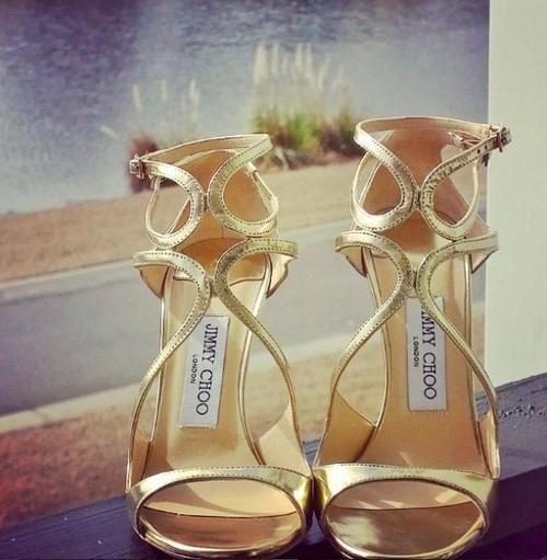  【线条】Jimmy Choo Lance细高跟鞋凉鞋 将脚背的线条发挥极致