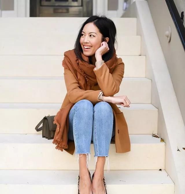 「驼色」驼色你真的认识吗? 5种驼色穿搭, 你更喜欢哪一种?