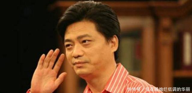 铲屎官公布真相，大轰炸是“贪污分赃”的故事，其中一人已经潜逃