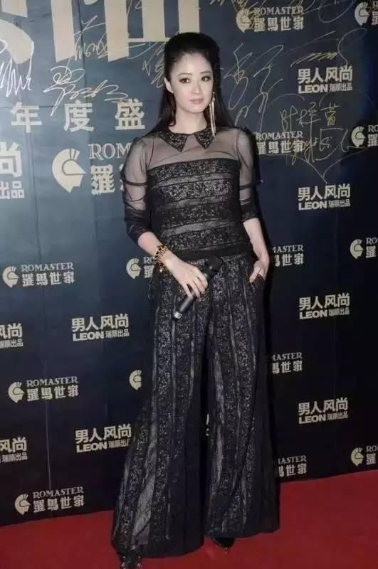 蒋欣亲身试验，微胖大胸妹纸怎么穿才是对的?!