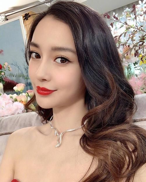  「皮肤」女生福利：女明星都是怎样护肤的？Angelababy护肤小秘诀