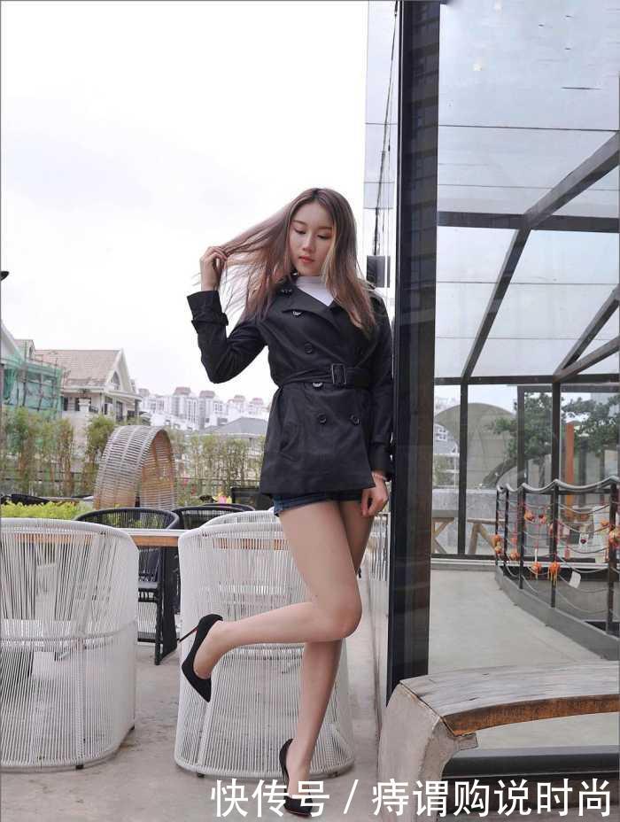 高跟鞋以细跟最显秀气, 坡跟鞋最显厚重