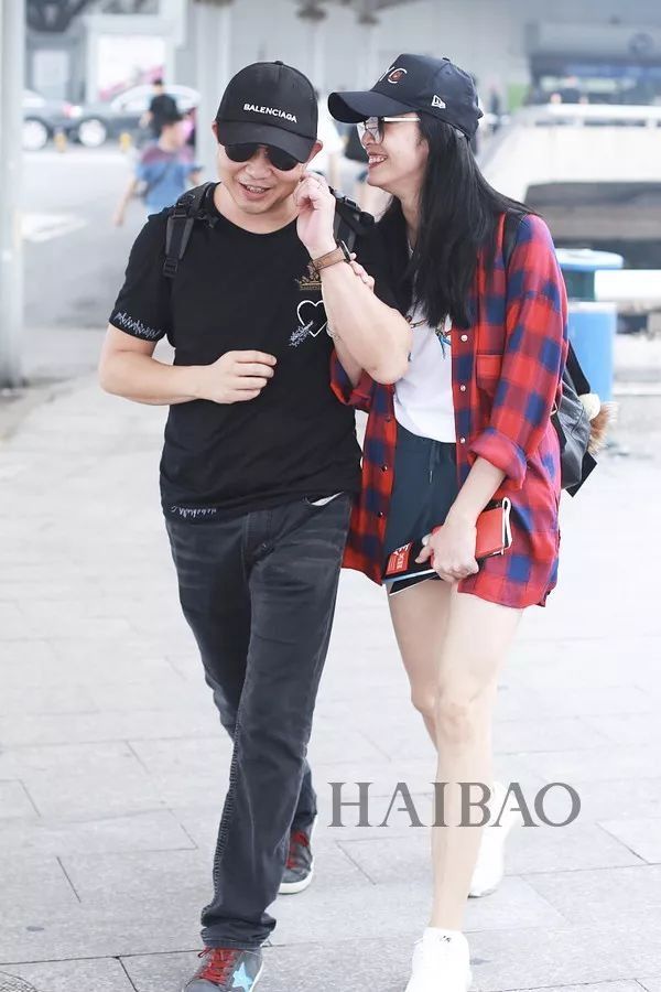 朱亚文女儿这么可爱!关晓彤鹿晗都见过家长了?【海报街拍】