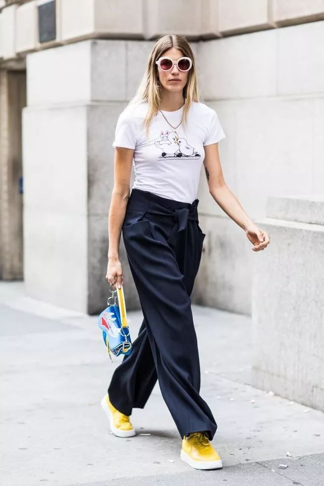 初秋穿阔腿裤，这3款绝不能碰!谁穿谁矮胖...