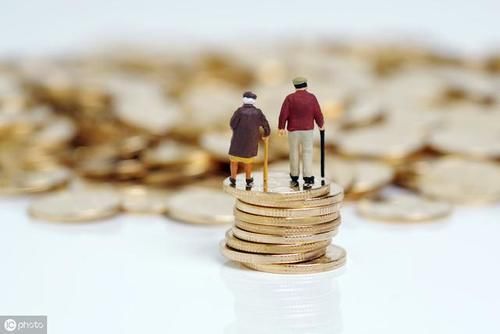  【个人账户】早交十年社保和晚交十年社保养老金有什么区别我帮