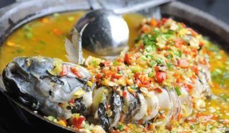  「不吃」俗话说得好：“三天不吃鱼，走路都跑溜”，皮脆肉嫩，好吃到尖叫