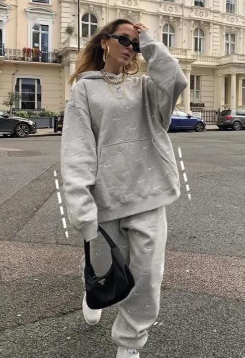  『好看』春季卫衣如何搭配才好看？我怕你看完，追着问我要链接！