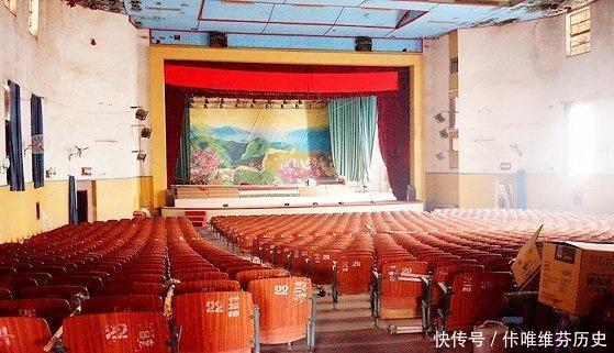 河南星光厂，制造炮弹引信，曾无比辉煌，男宿舍是当地最高建筑