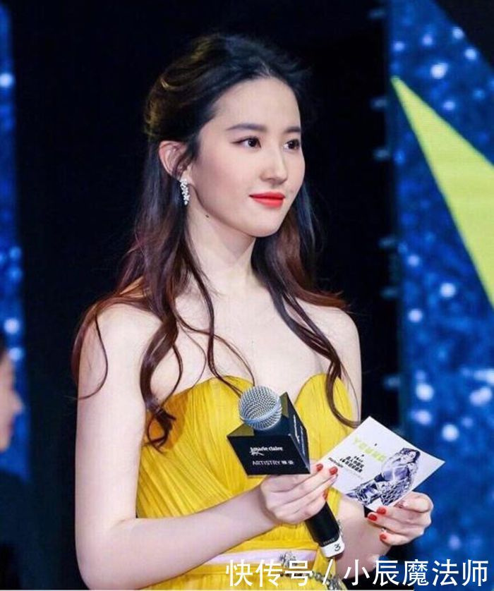 时髦■今春流行“小黄人”穿法,明星们都这样穿,时髦又洋气