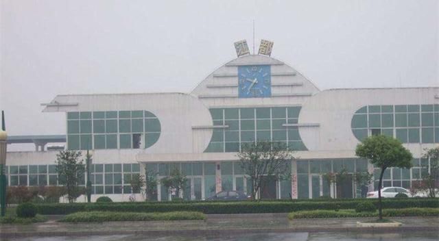 中国最冷清的三个火车站：外地人容易弄错，知道是哪里吗？