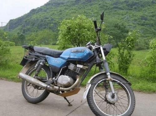  「摩托车」在农村风靡一时的摩托车，为何现在很少人用了？原因