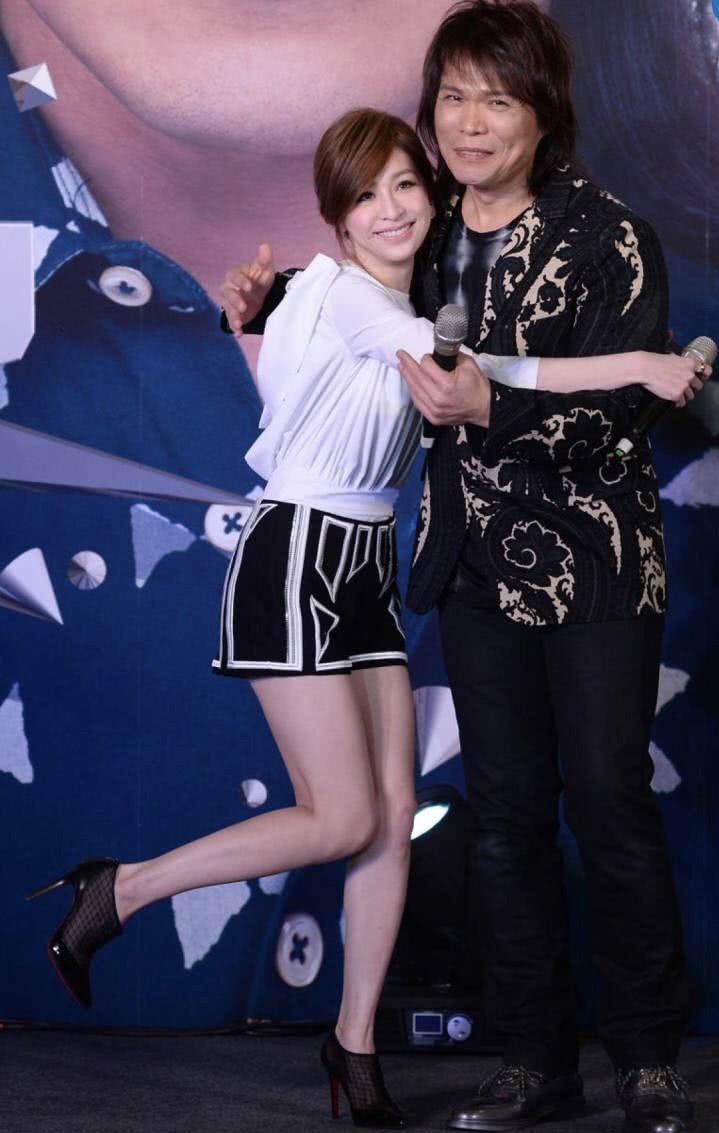 她曾被称为“甜心教主”，整容多次后不温不火，如今36岁变这样