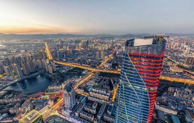 2018年上半年西南地区各区县市GDP排名前三十位！