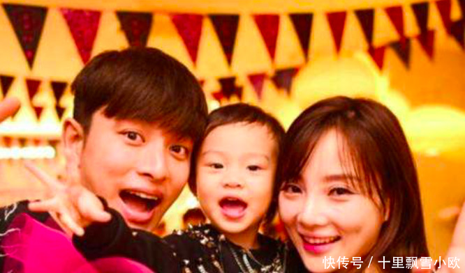 为复出准备李小璐关微博评论买水军狂刷转发量一人发上千条！