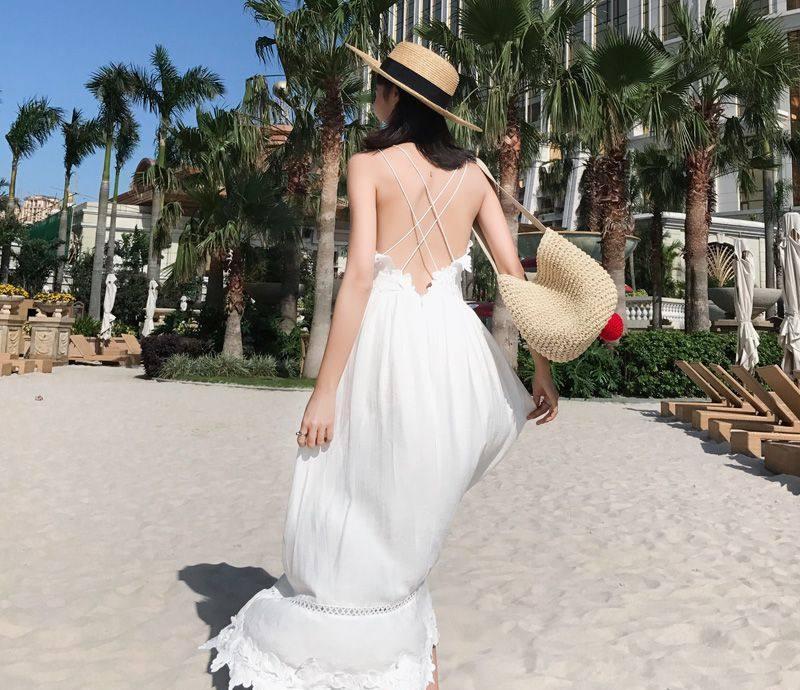这几款海滩吊带连衣裙，凸显惊艳的身材不说，回头率也是非常高
