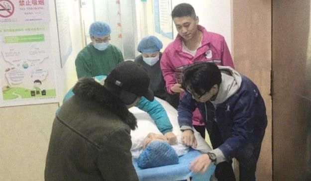 『出了产房之』生完孩子,见到老公后,多数产妇说过这3句话,哪一句戳中了你