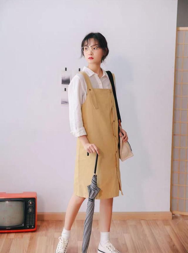  「采用」最近火了一种鞋子，它叫“蒜米鞋”，百搭还时髦，人人穿都好看！