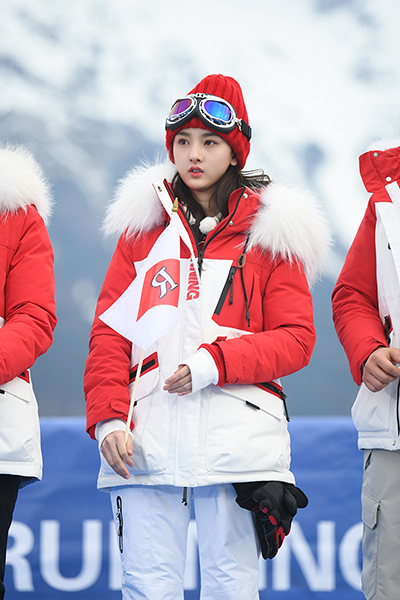 宋祖儿《奔跑吧》最萌队长上线 紧张瓢嘴曝光