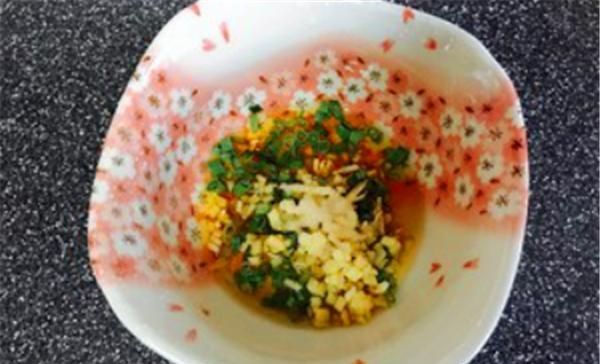  『色香味』制作一道芦笋蒸鳕鱼，肉质鲜嫩，营养低脂，色香味俱全！
