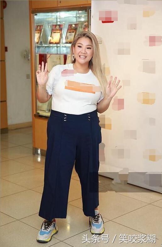 一条阔腿裤的出现让网友齐呼“蒋欣，你真的不用减肥！”