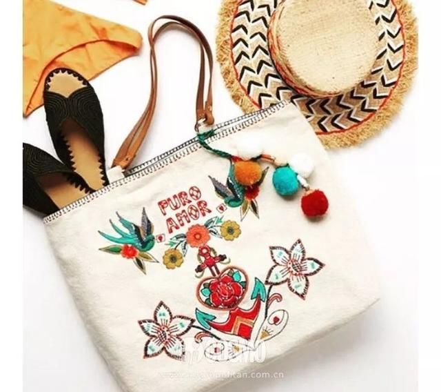 张梓琳的托特包只要三位数？我下单了