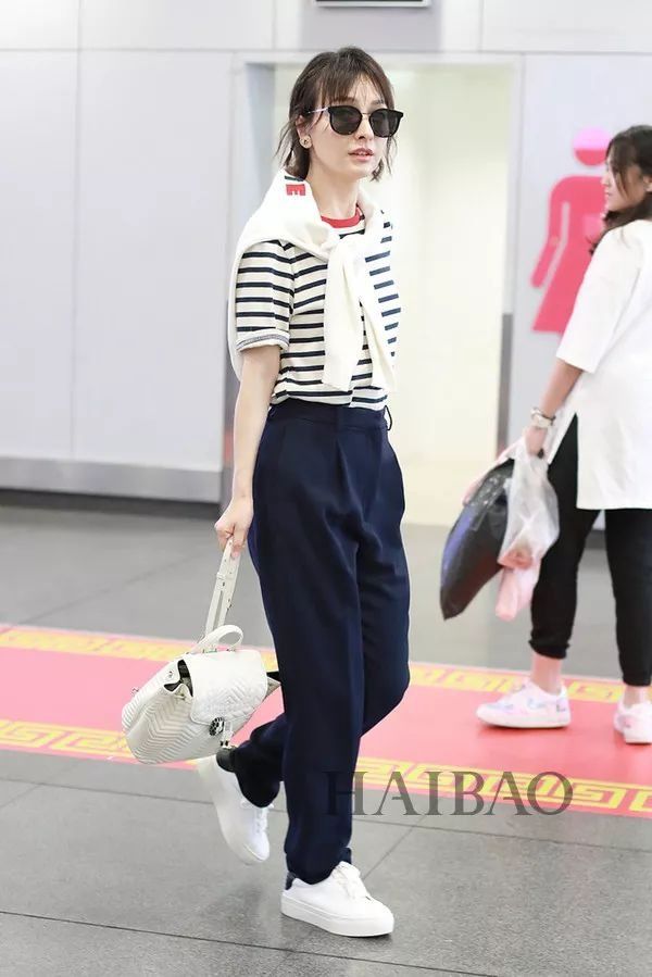 秘籍| 明星都在炫腹秀美腿，但怎么露才更高级?【海报街拍】