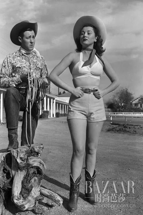 秋季踏出时髦第一步，靠的是这双男人的短靴?