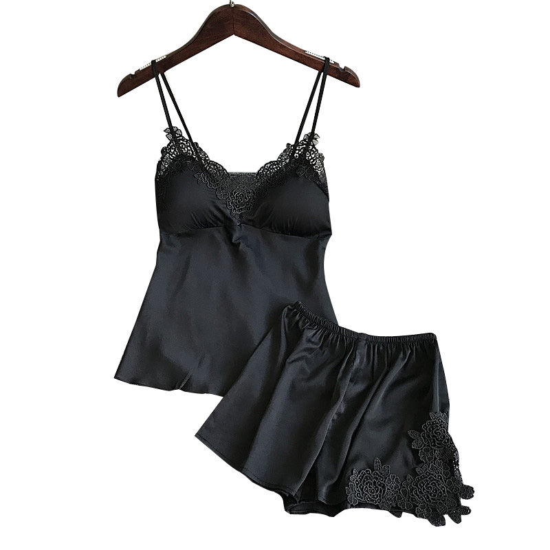 微胖老婆就是会穿，洗完澡直接穿上它们，太辣眼睛了