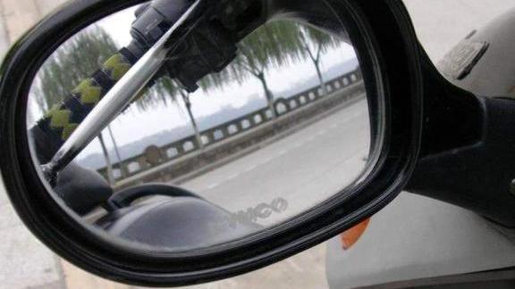 怎么看一个人开车技术好跟坏？有6个细节做到了，肯定是高手！