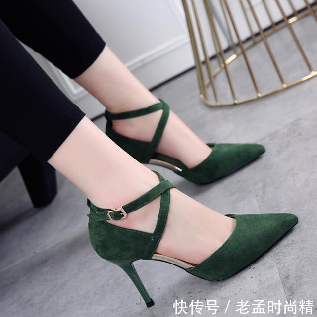  [蝴蝶结]做时尚性感小女人，从一款高跟鞋开始！
