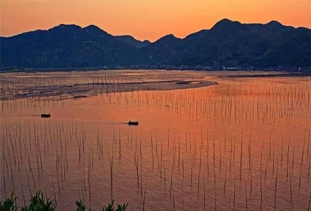  #旅游景点#云南最出名的旅游景点，游客络绎不绝，却不是香格里拉！