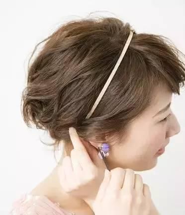 扎头发真的有那么难吗？你试试这个，再也不想披头散发