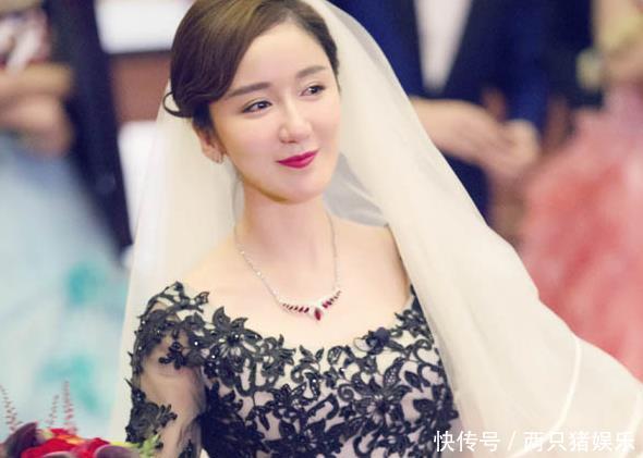 换了发型的娄艺潇终于走上了颜值巅峰！网友：静若处子动若脱兔！